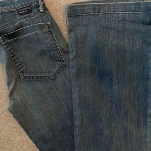 Goldsign Jerry Flare